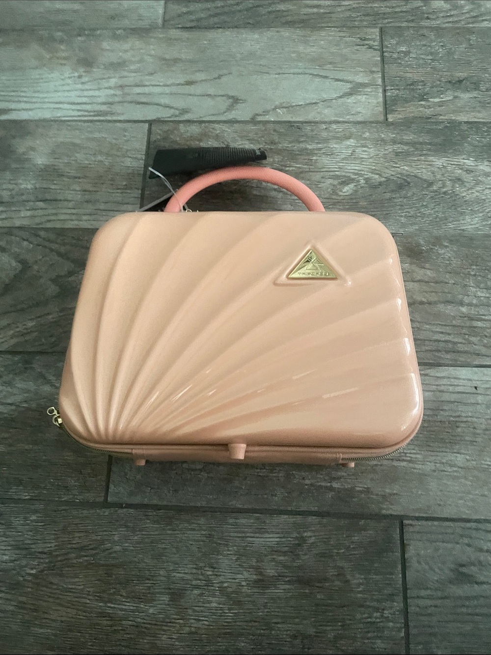 Triforce Peach elite performance travelware  nwt